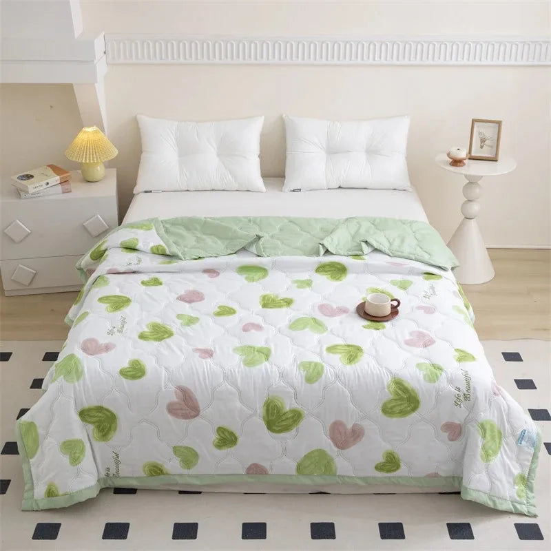 Breathable Lightweight Cloud-feeling Summer Quilt Fresh Flower Summer Blanket Skin Friendly Airable and Soft Single Double Duvet
