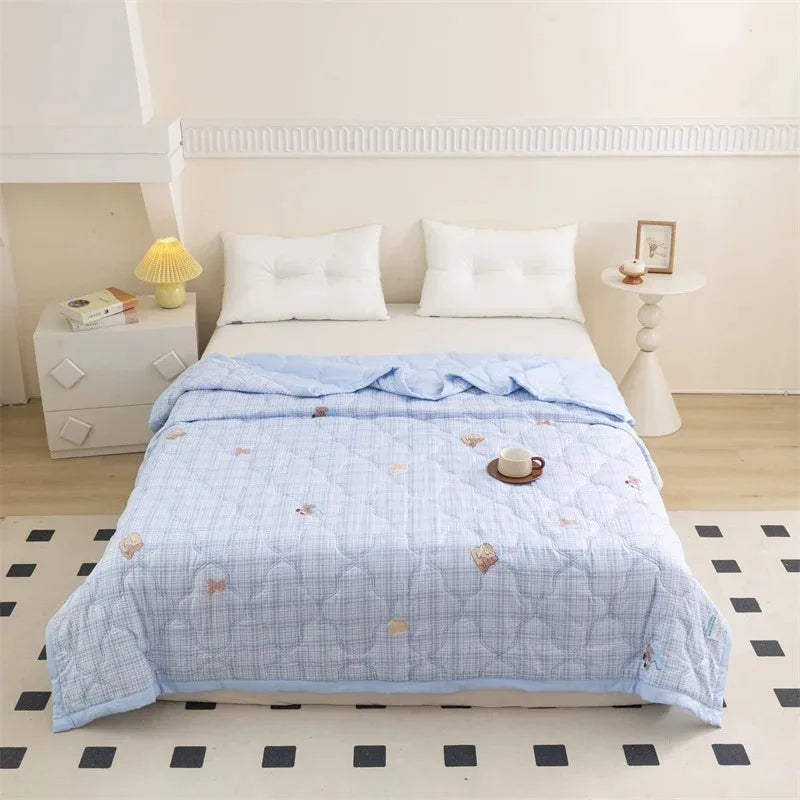 Breathable Lightweight Cloud-feeling Summer Quilt Fresh Flower Summer Blanket Skin Friendly Airable and Soft Single Double Duvet