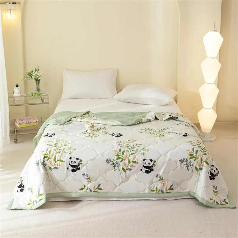 Breathable Lightweight Cloud-feeling Summer Quilt Fresh Flower Summer Blanket Skin Friendly Airable and Soft Single Double Duvet