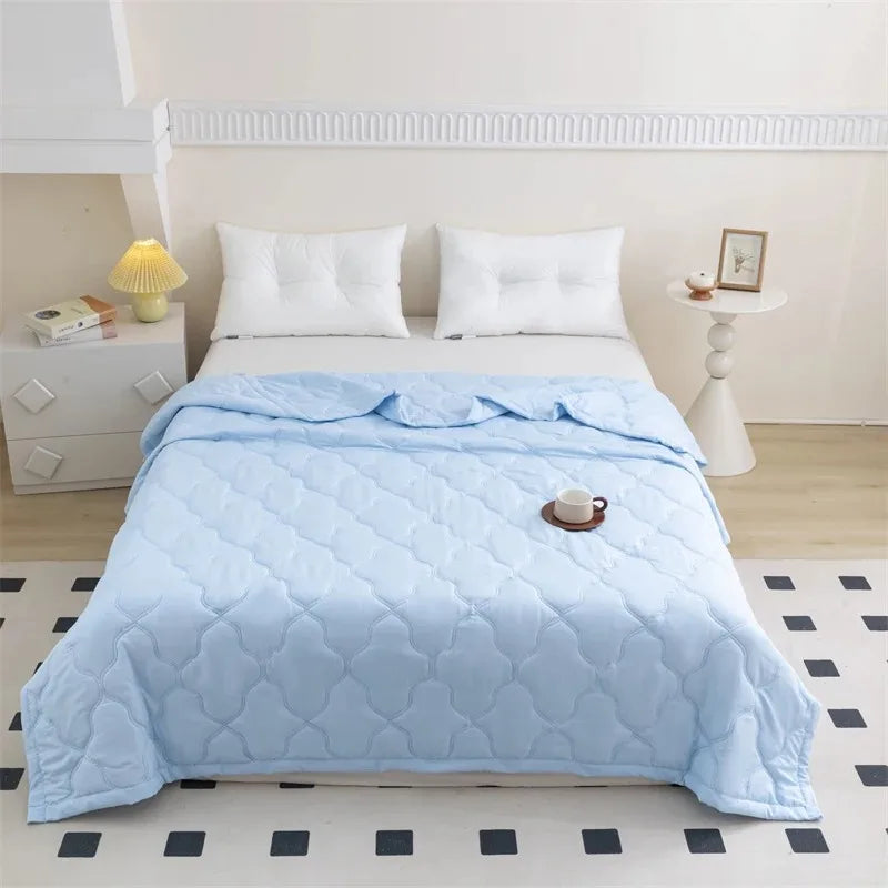 Breathable Lightweight Cloud-feeling Summer Quilt Fresh Flower Summer Blanket Skin Friendly Airable and Soft Single Double Duvet